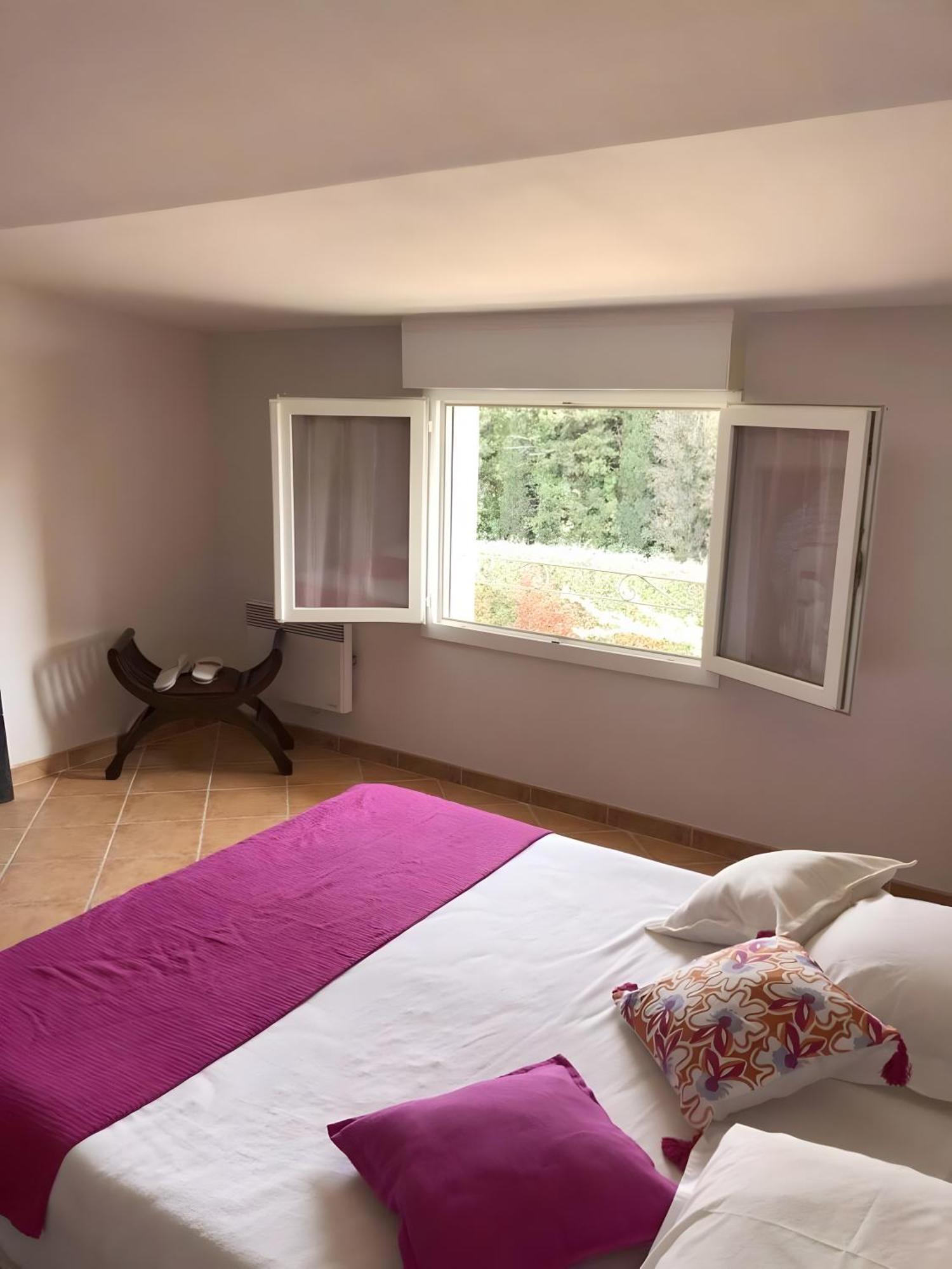 Villa Mas De La Crozette Monteux Esterno foto